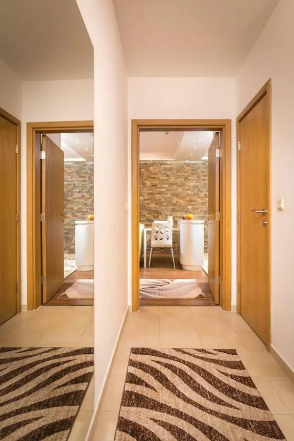Nice And Cozy Flat In The Center Sofia 0*,
